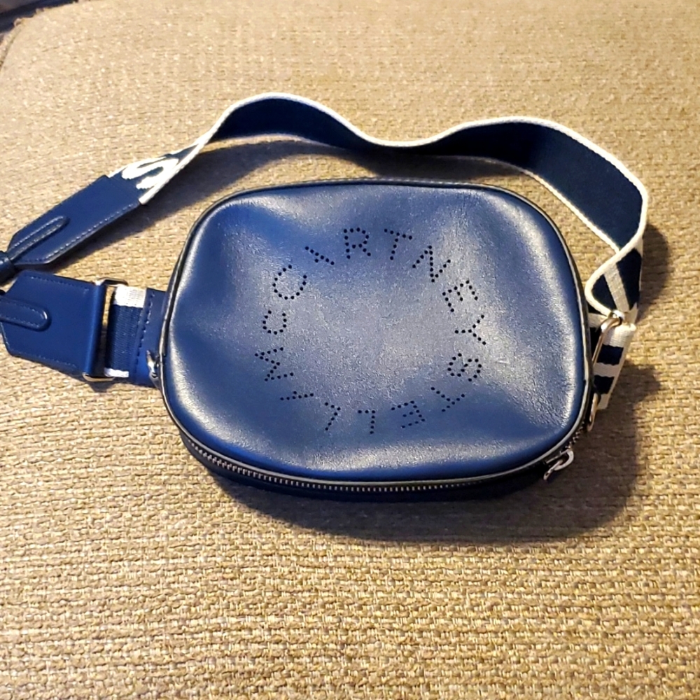 Woman waist bag.